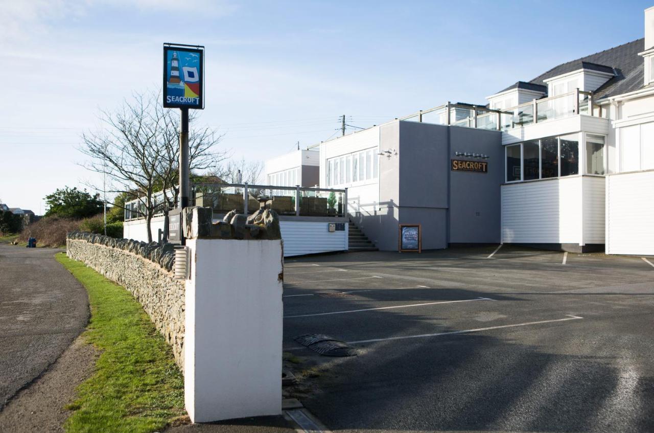 Seacroft Hotel Holyhead Exterior photo